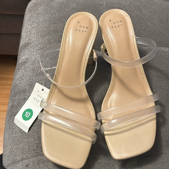 A NEW DAY BNWT CLEAR BLOCK HEELS STACY MULE SANDALS-SIZE 10 TARGET. - Picture 4 of 4